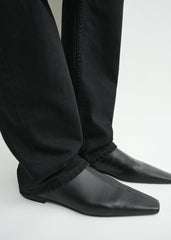 Zipped leather chelsea boots black