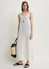 Scoop cover-up macadamia