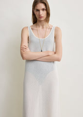 Scoop cover-up macadamia