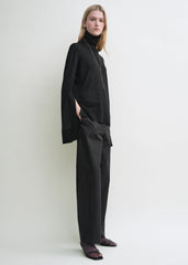 Slit sleeve turtleneck black