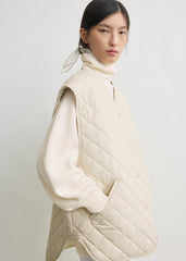 Quilted vest ecru