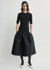 Twinflower tee dress black