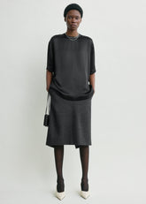 Satin tee black