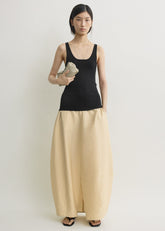 Parachute skirt stone