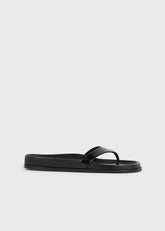 Contoured naplack flip flops black