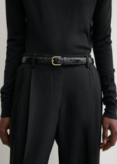 Slim croco-embossed trouser belt black