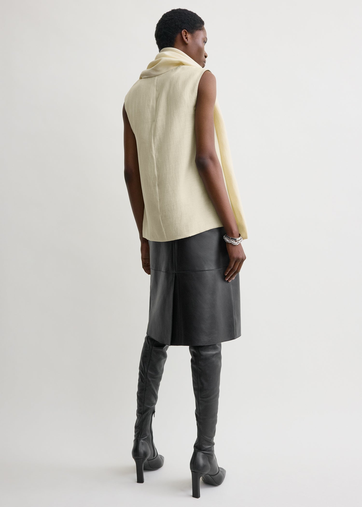 Scarf blouse ecru
