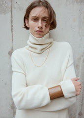 Long croco-embossed cuff camel