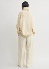 Longline turtleneck ecru