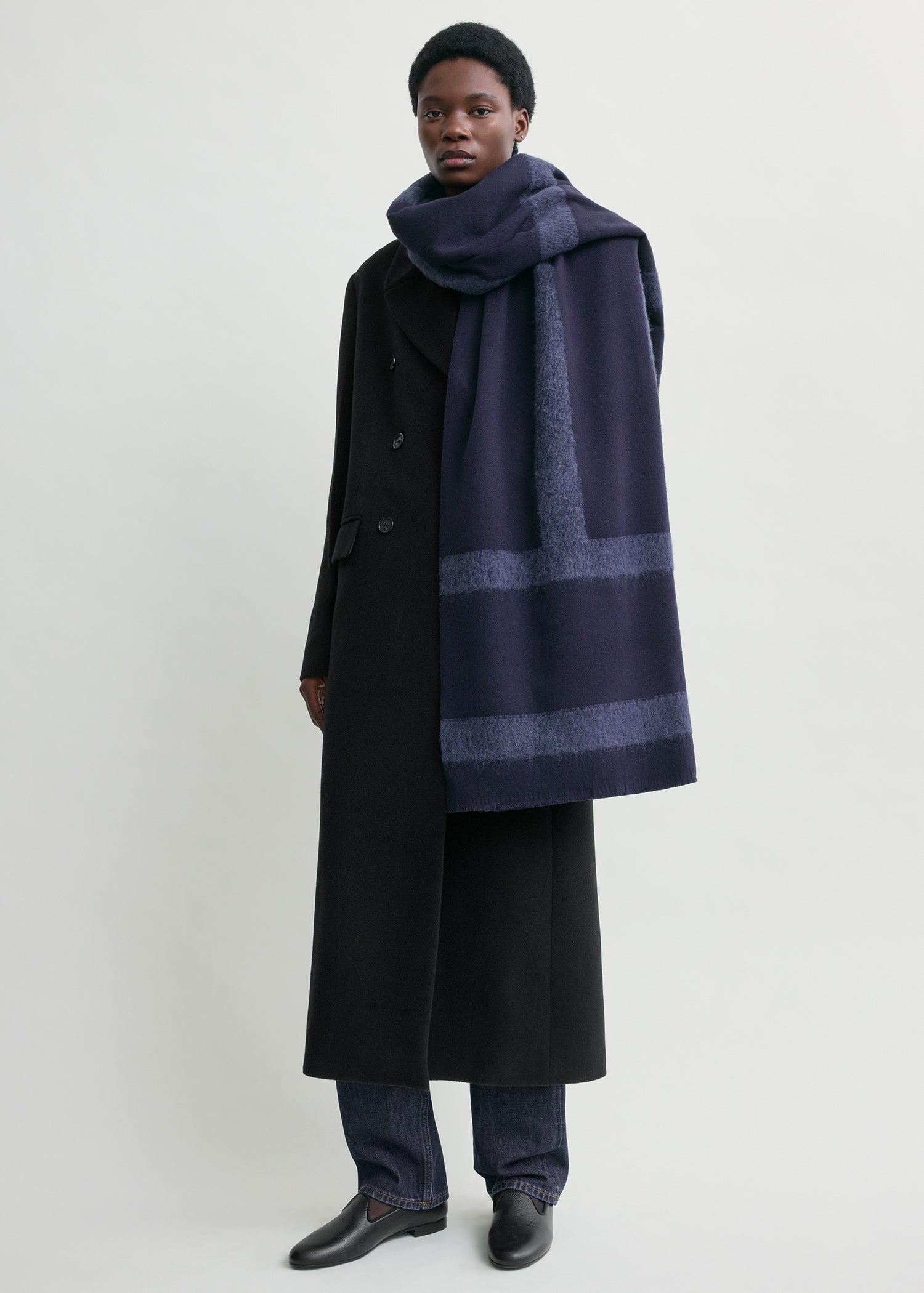 Monogram twill scarf navy