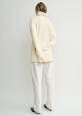 Cashmere turtleneck ecru
