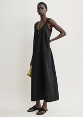 Scoop poplin dress black