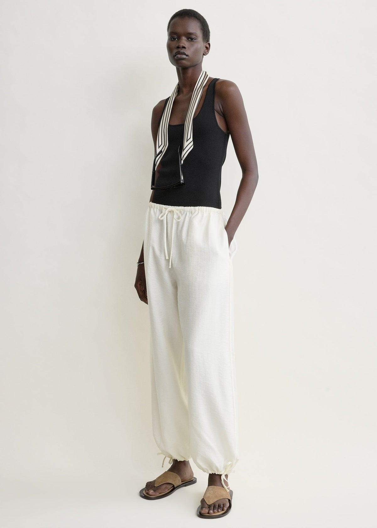 Parachute trousers off-white petite