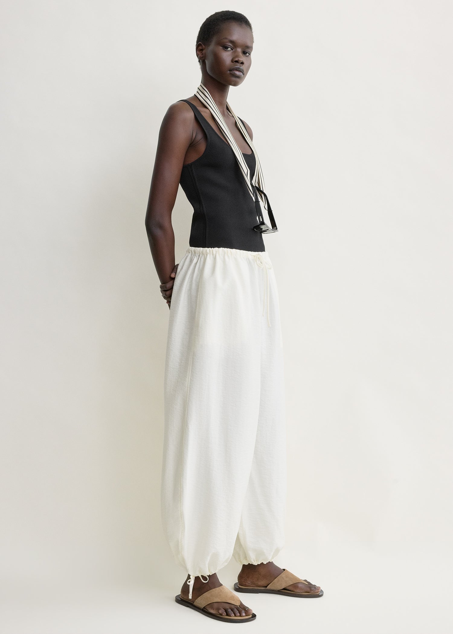 Parachute trousers off-white petite