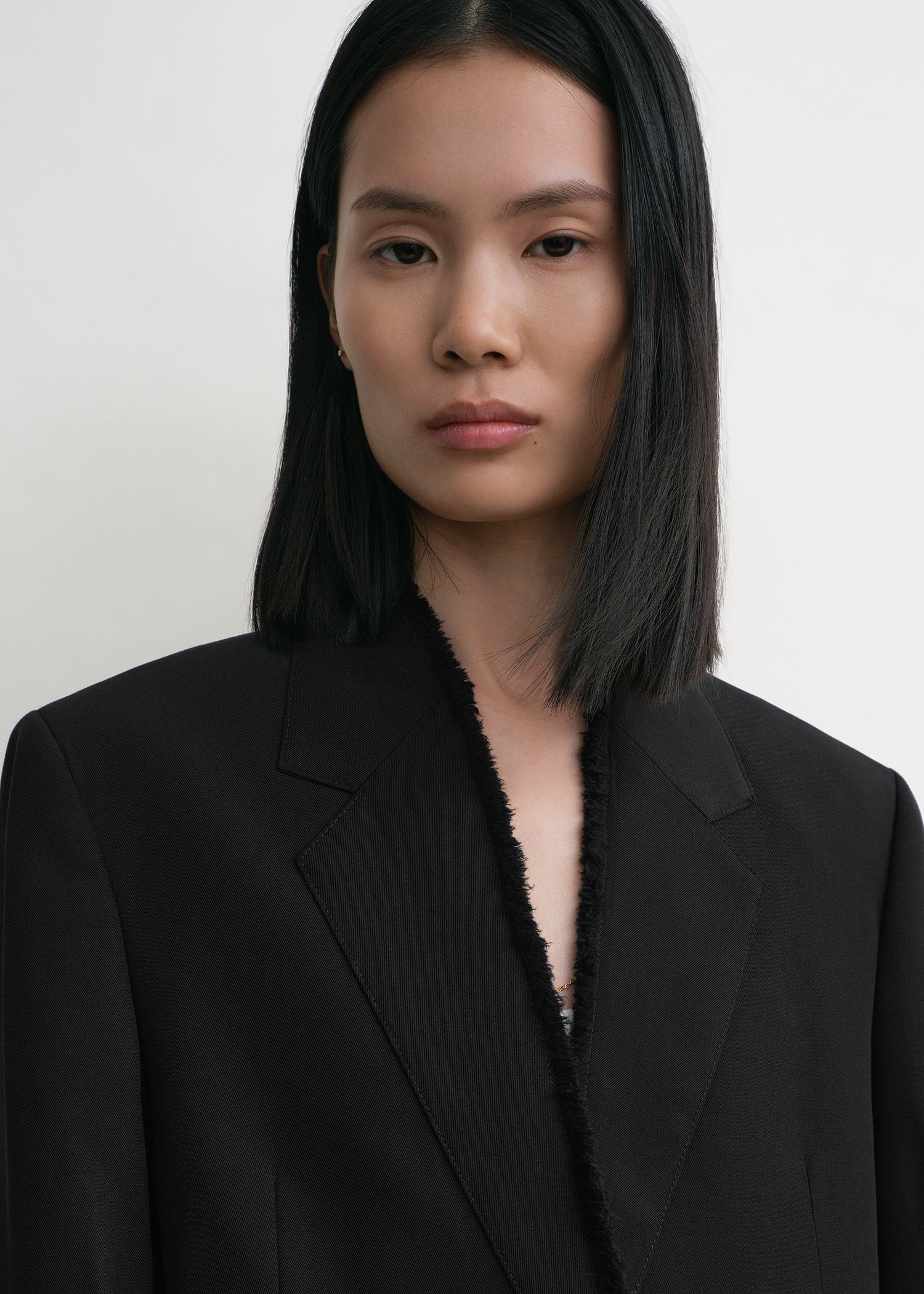 Raw lapel jacket black