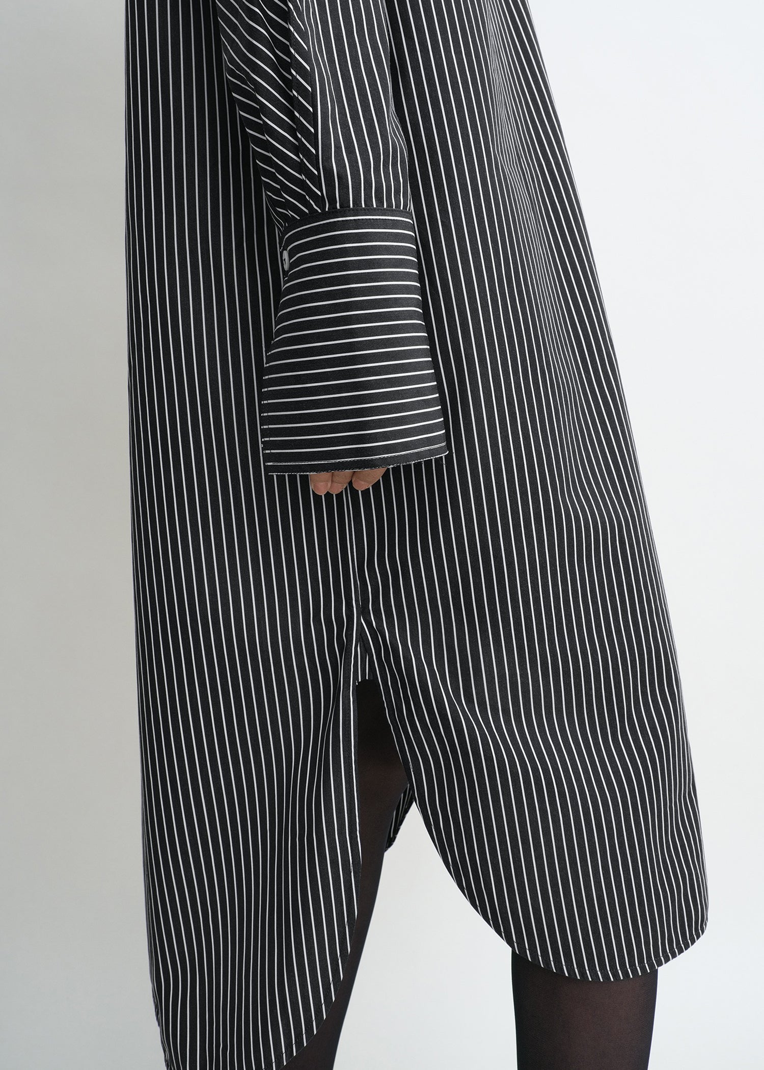 Striped kimono-sleeve shirtdress black/white