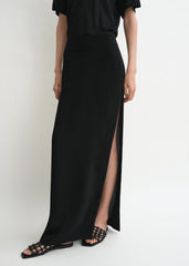 High slit skirt black