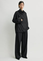 Funnel-neck flannel top black
