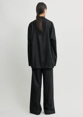 Funnel-neck flannel top black