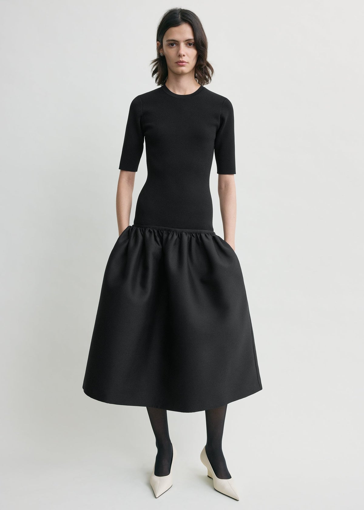 Twinflower tee dress black