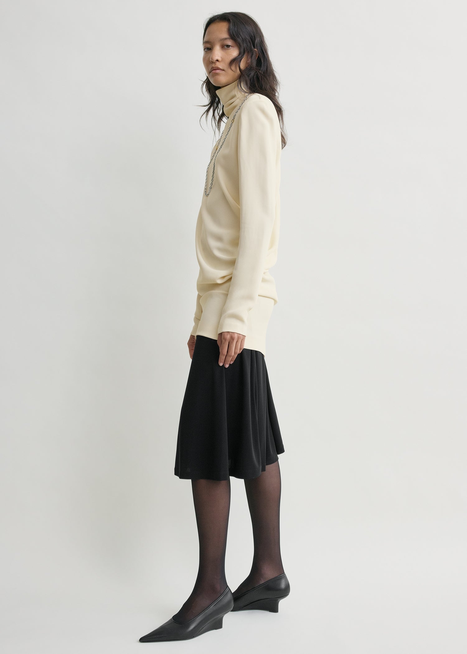 High-neck twist blouse ecru