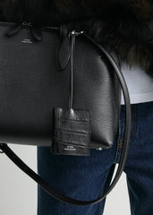 Croco-embossed keyring black