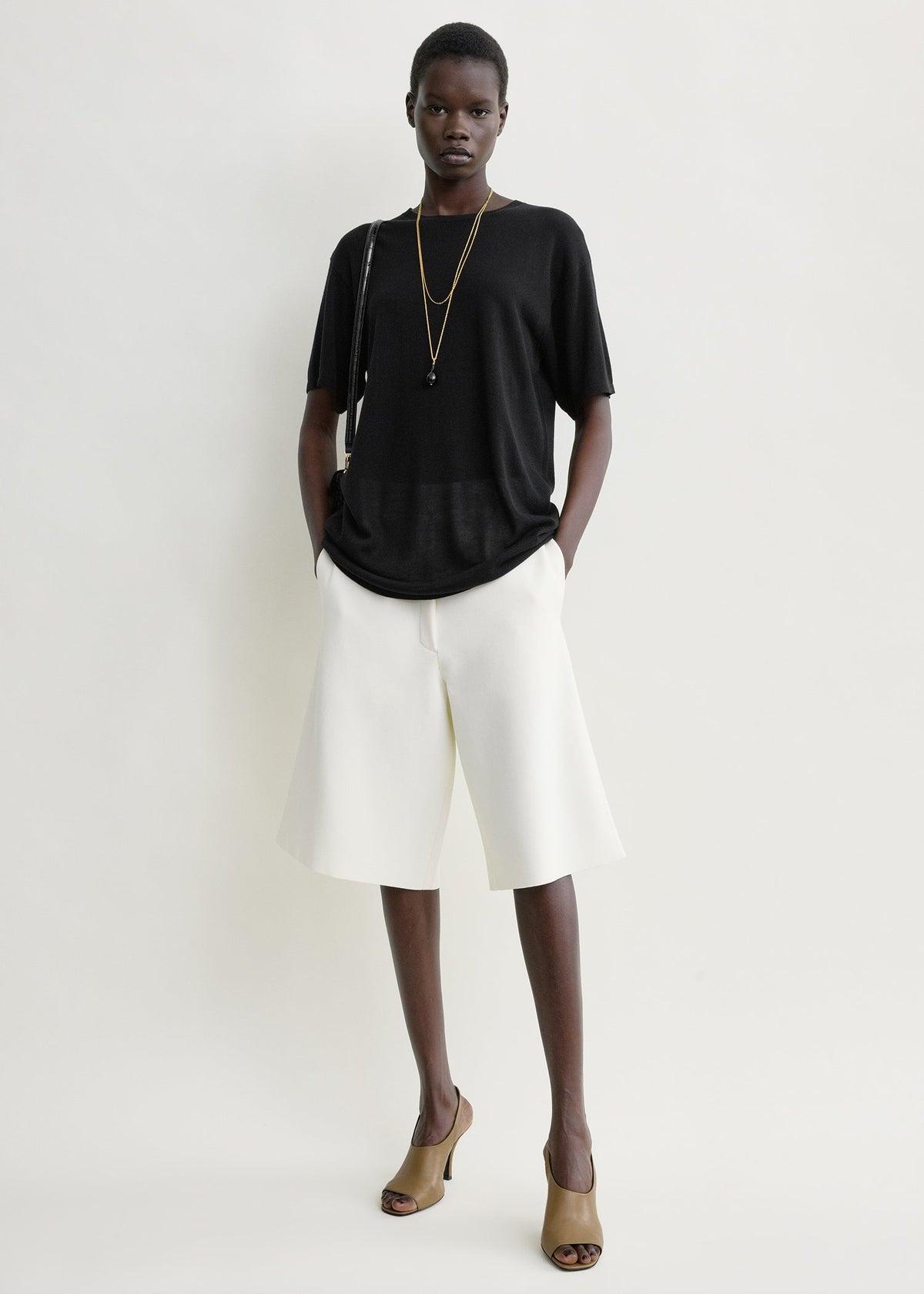 Knit shorts white