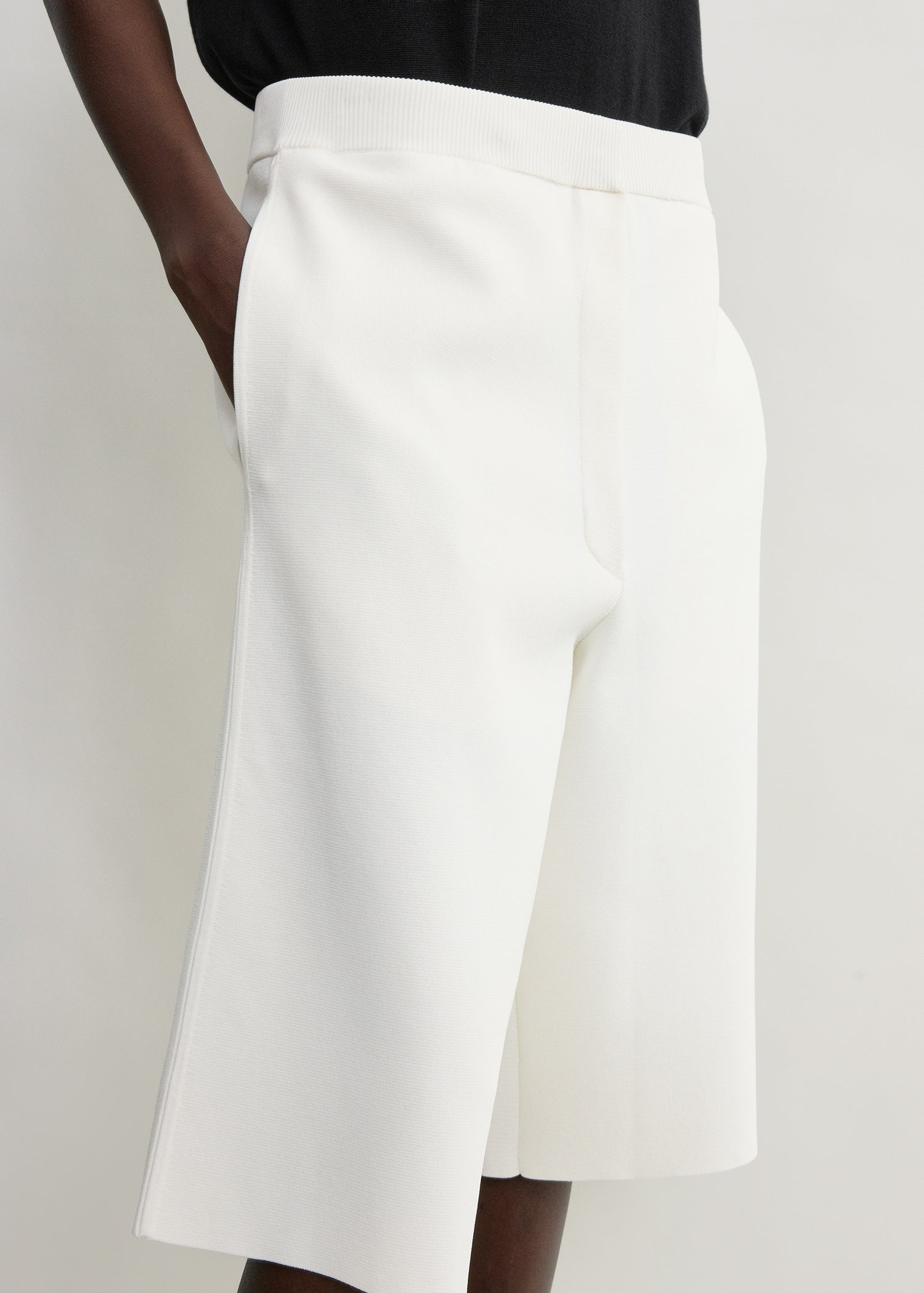 Knit shorts white