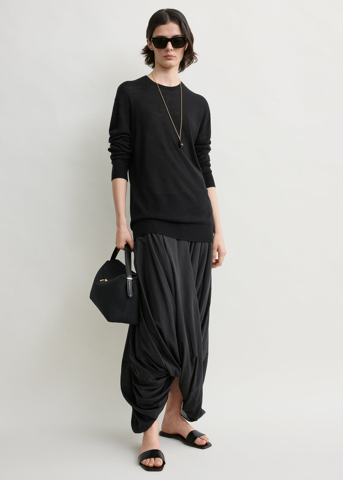 Cocoon skirt black petite