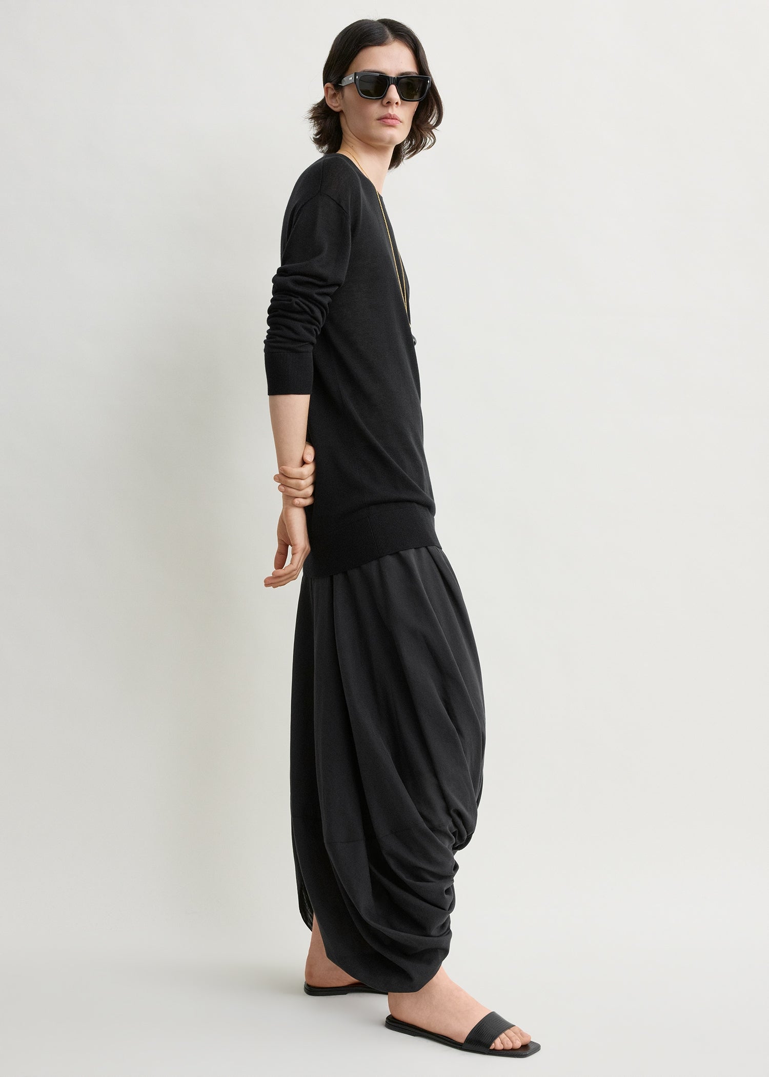Cocoon skirt black