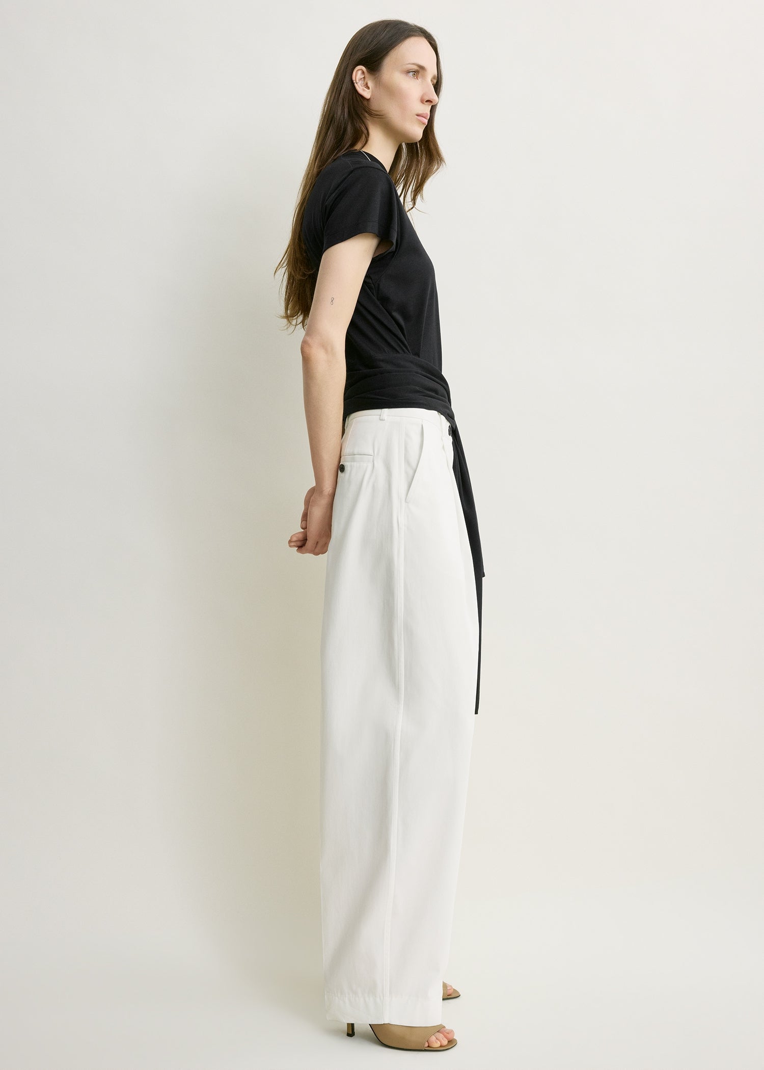 Single pleat cotton trousers white