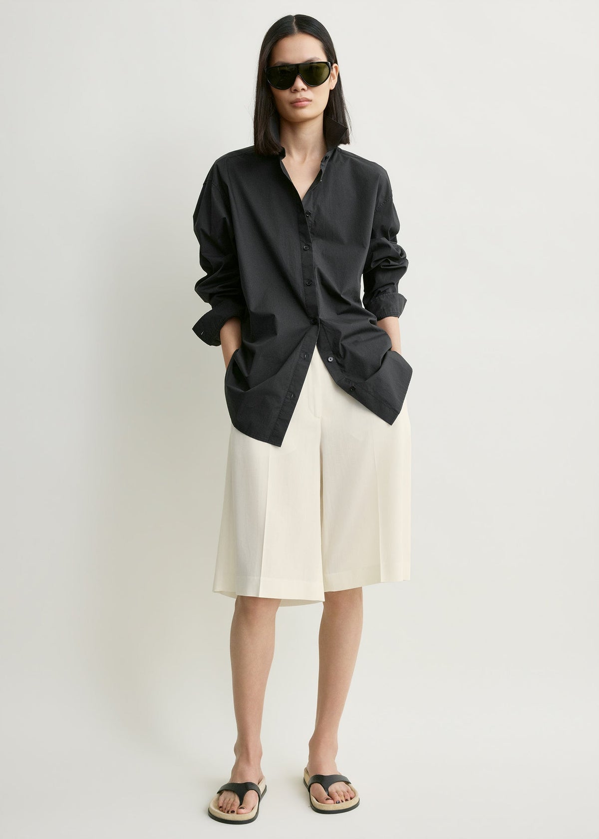 Wide tailored shorts ecru