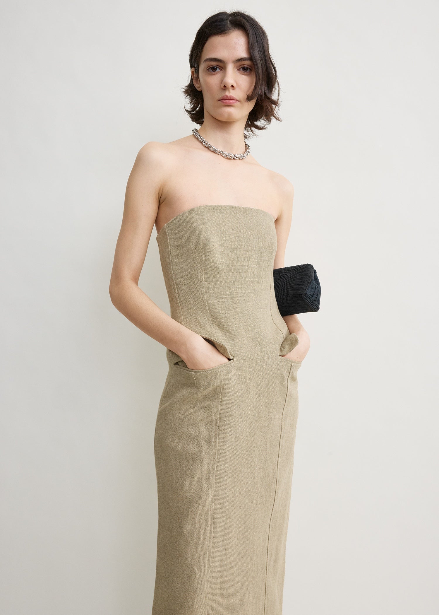 Strapless pocket dress beige