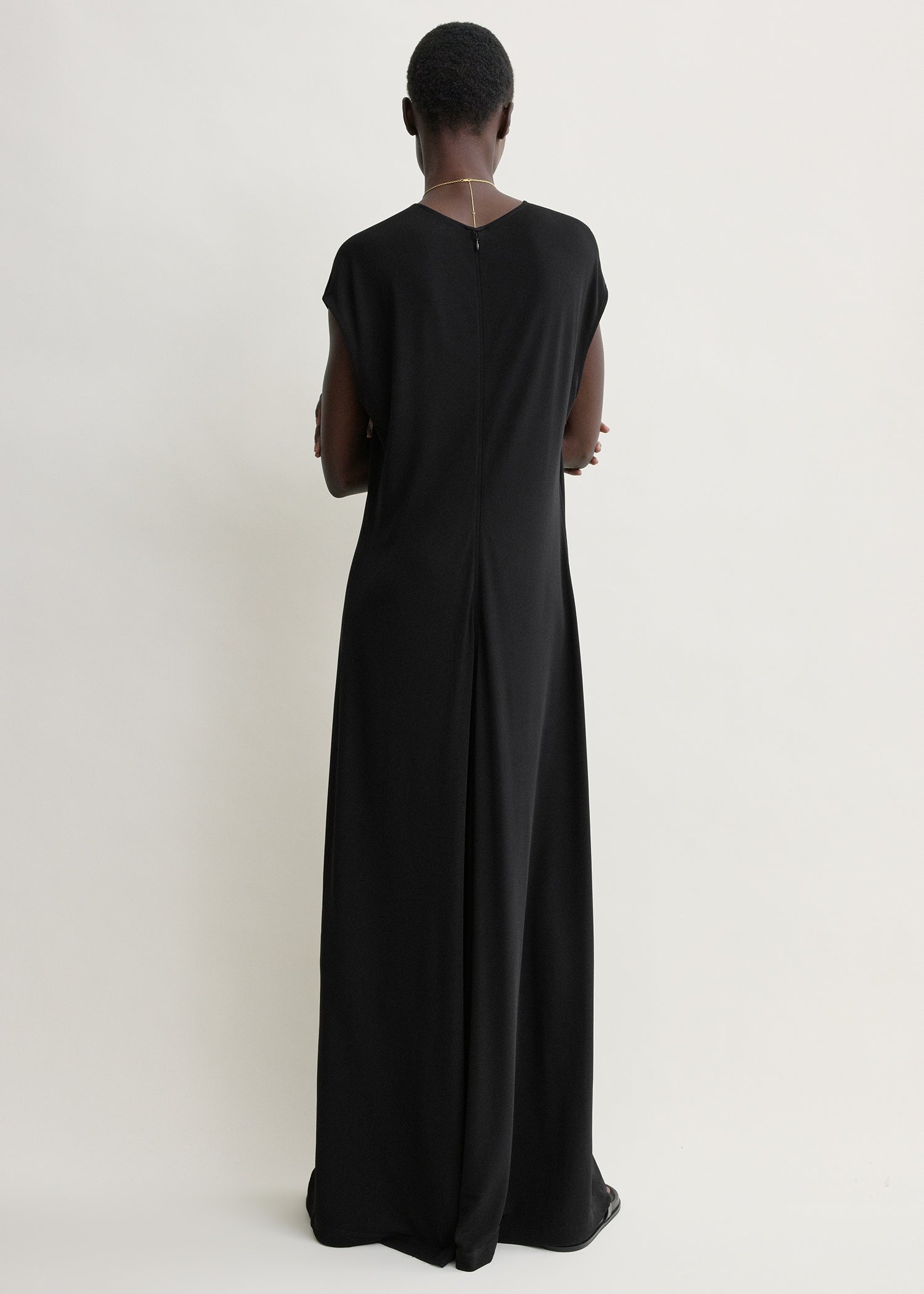 V-neck jersey dress black