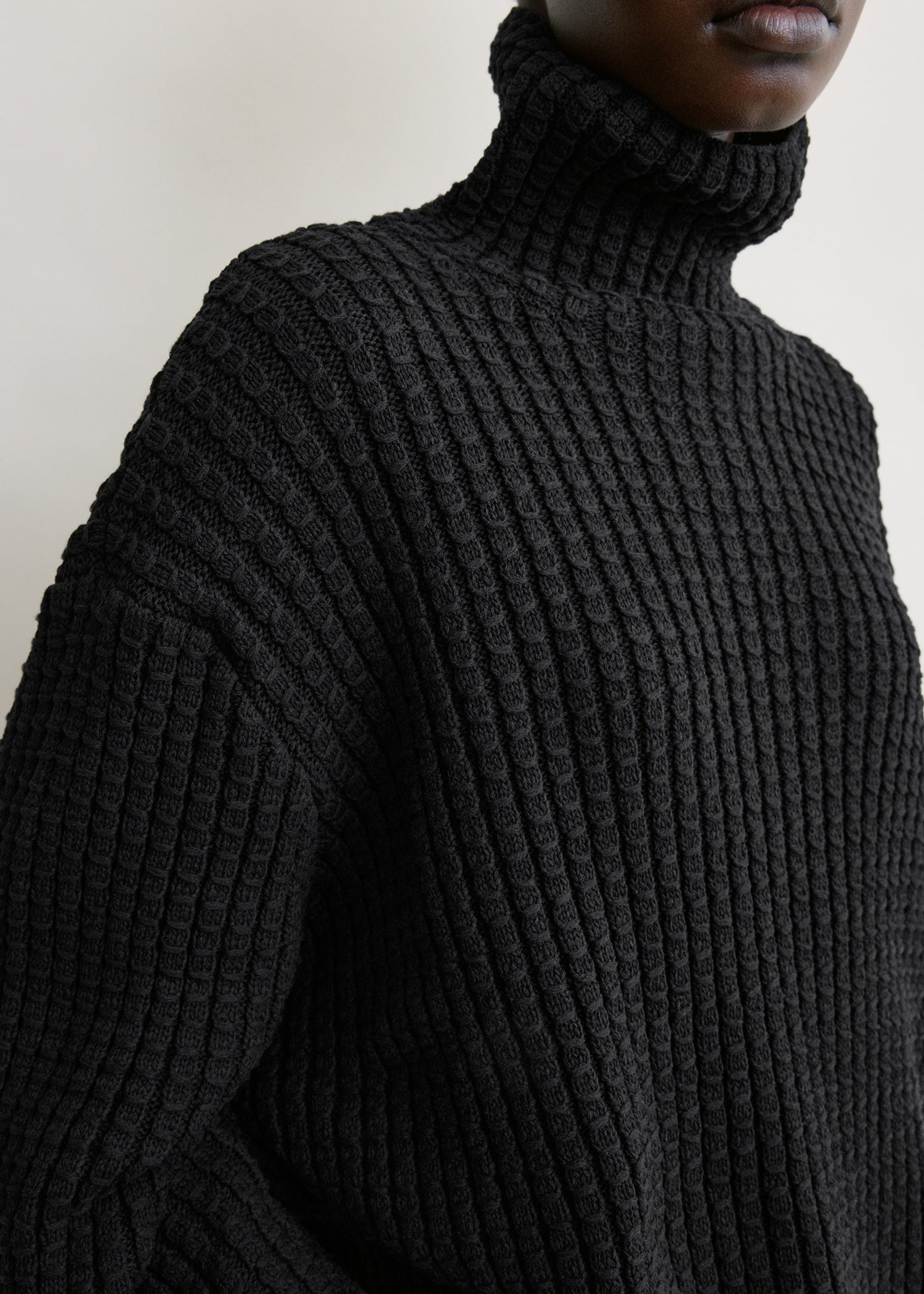 Whipstitch knit black