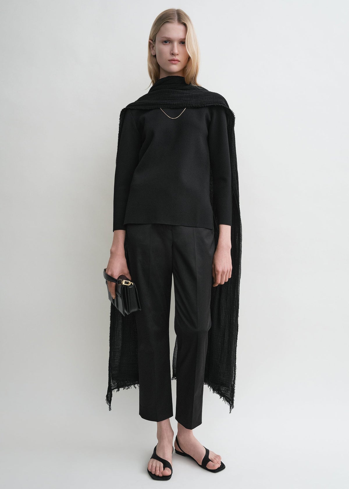 Compact knit black