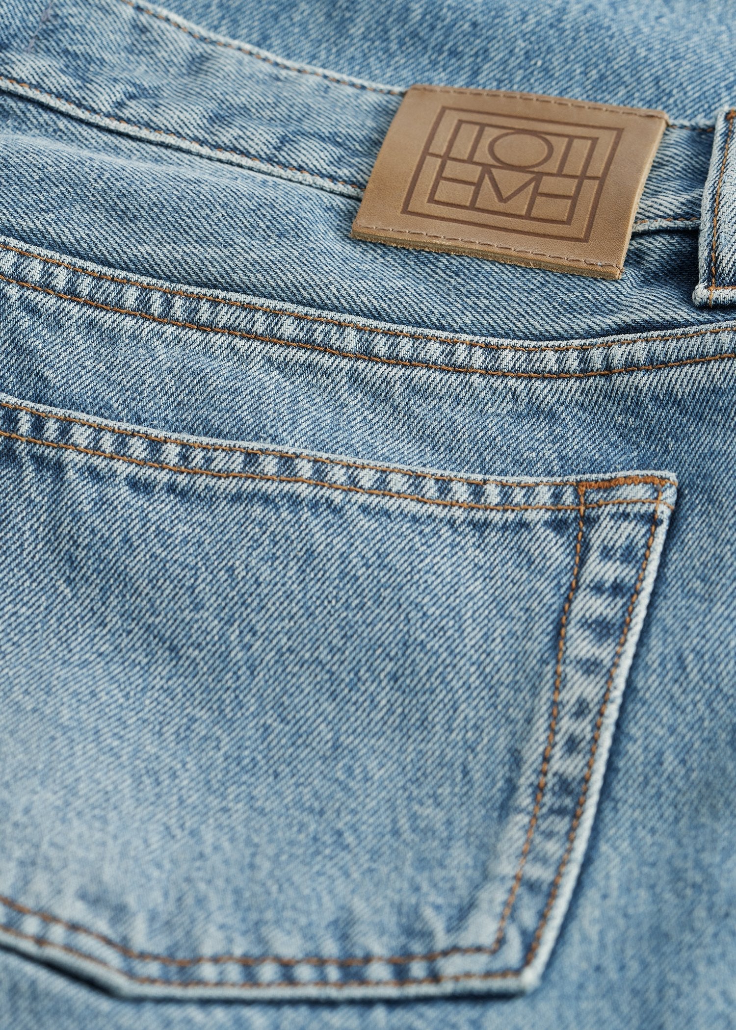 Low straight denim true vintage blue