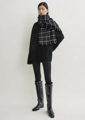 Windowpane scarf black/white
