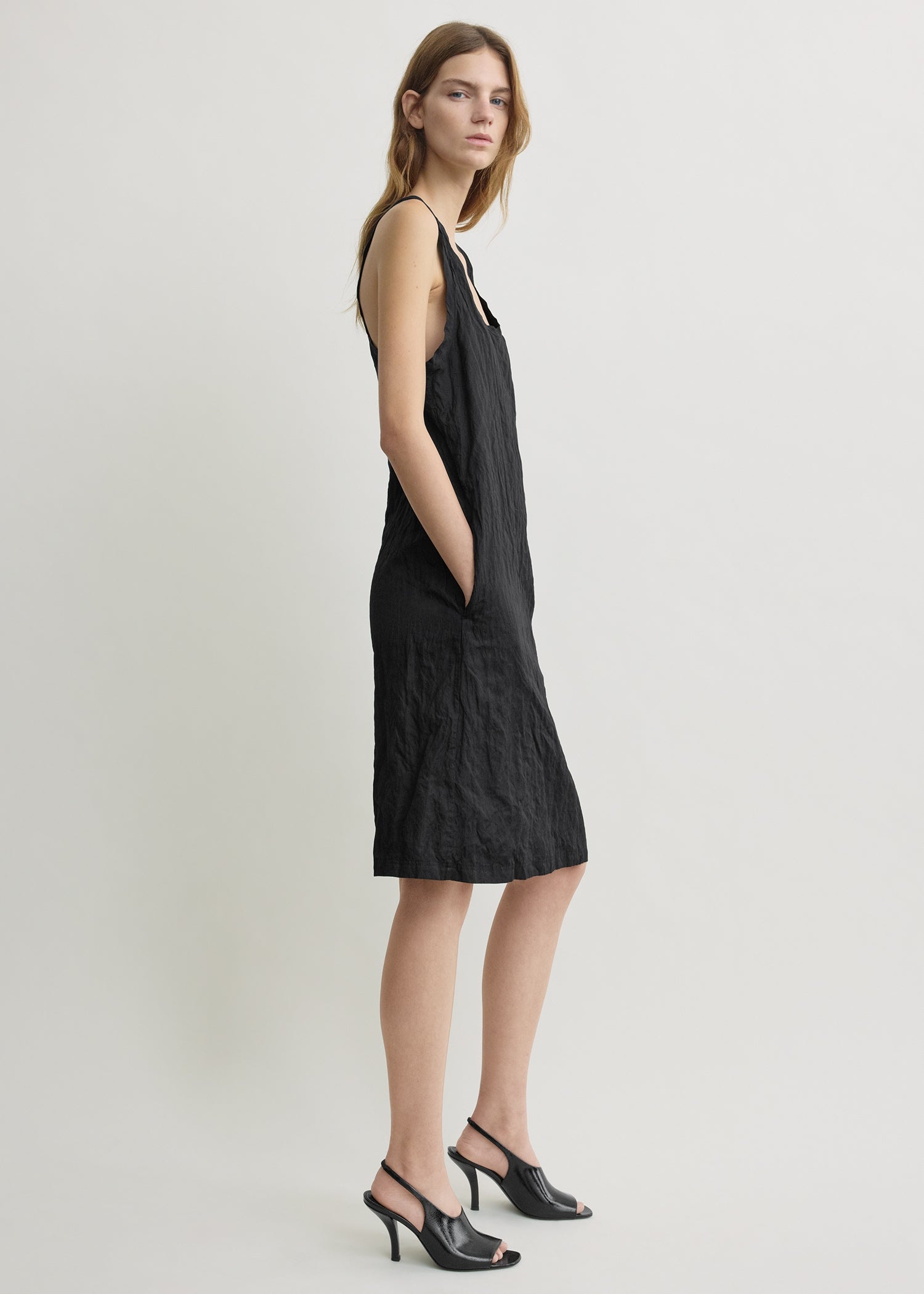 Crinkled cotton tank dress black
