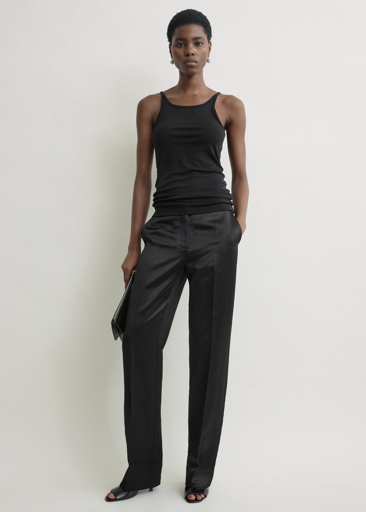 Fluid slip top black