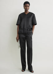 V-neck satin pullover black