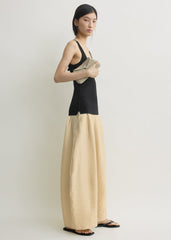 Parachute skirt stone