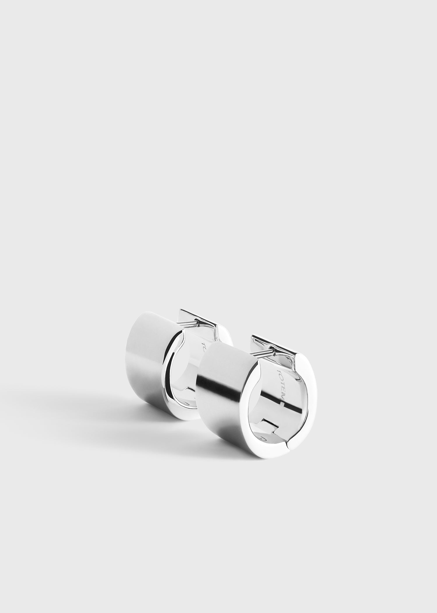 Petite signature hoops silver