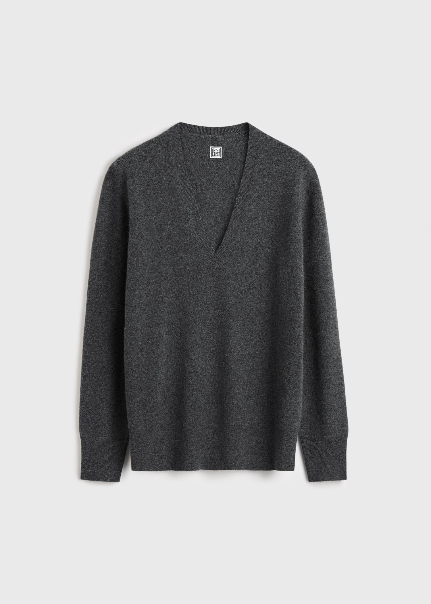 Cashmere v-neck knit charcoal