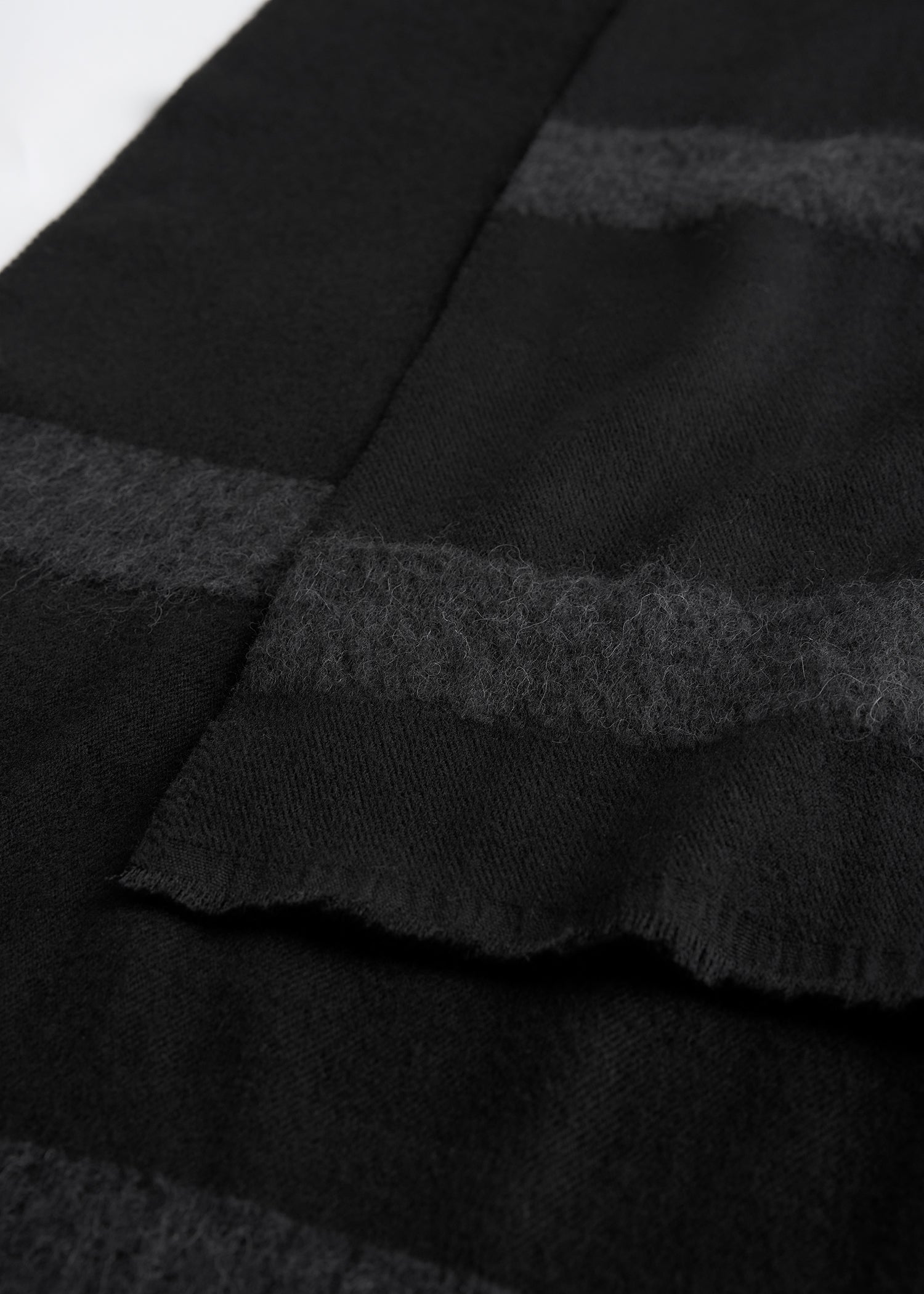 Monogram twill scarf black