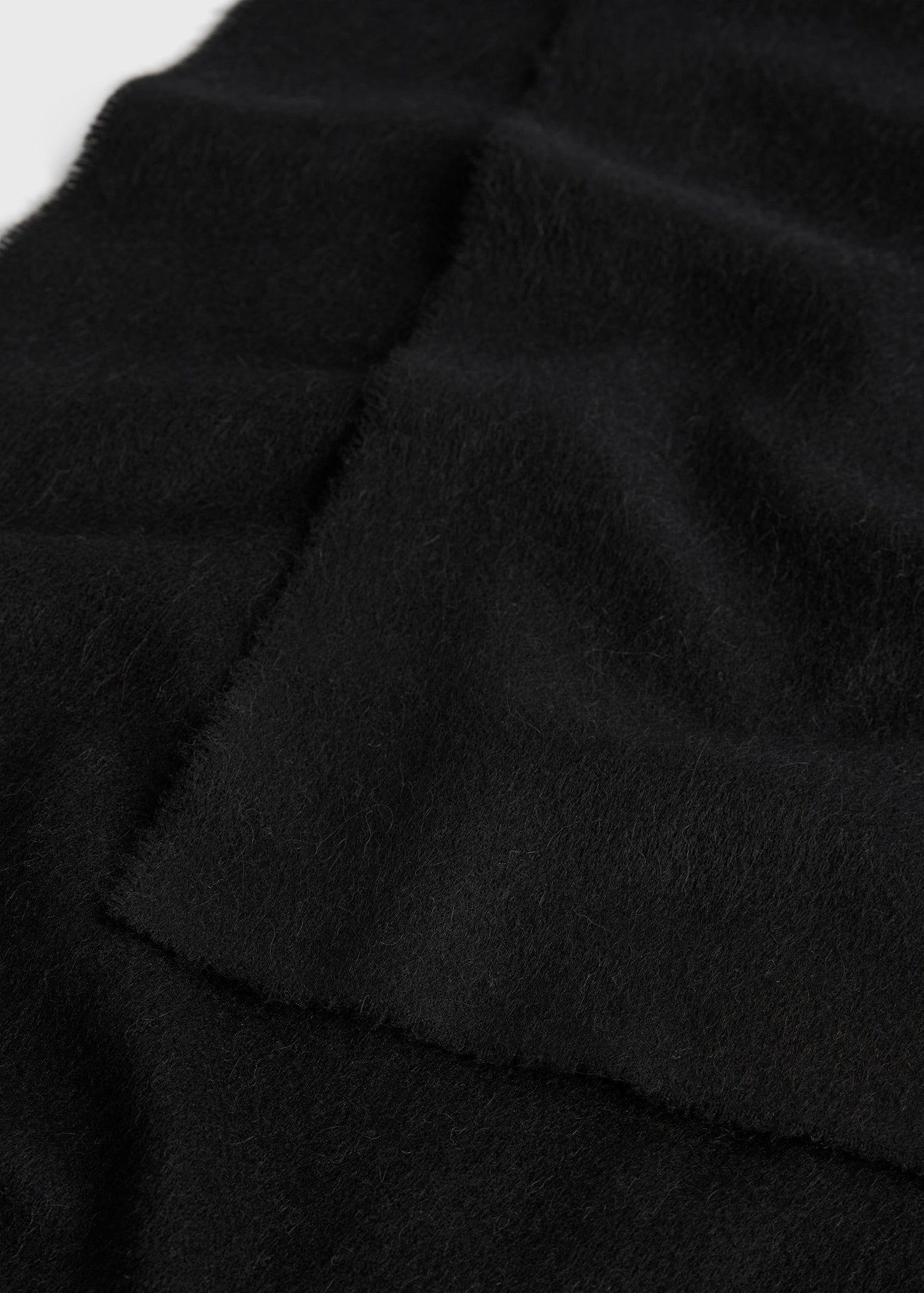 Classic winter scarf black