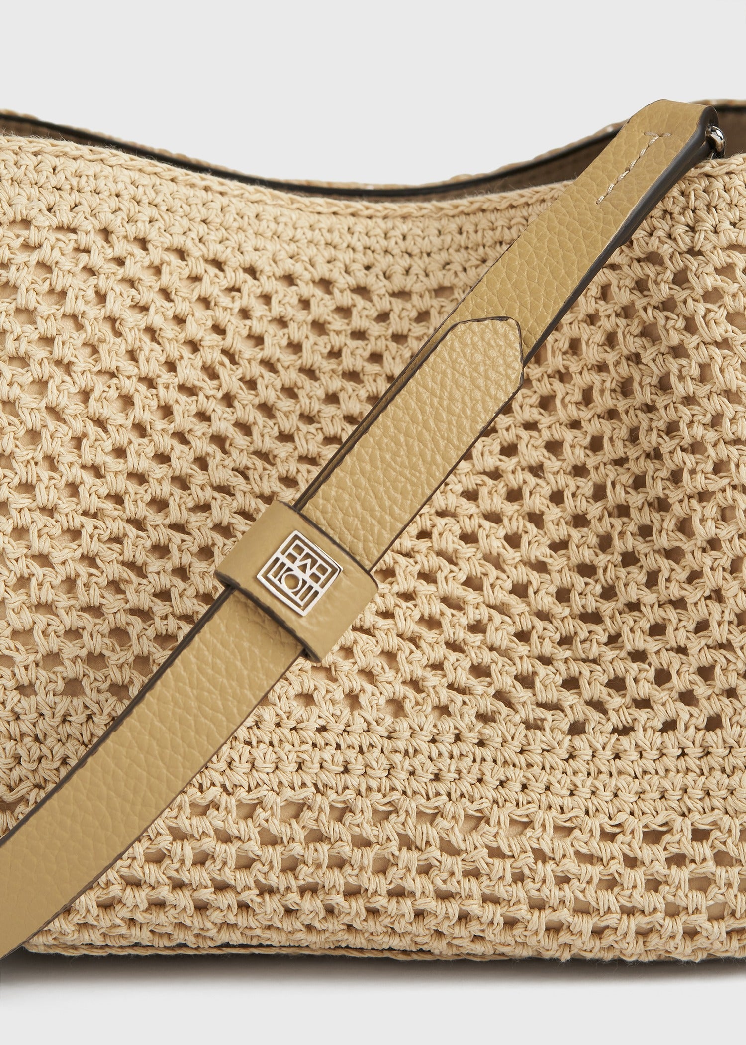 Petite crochet bucket bag vanilla