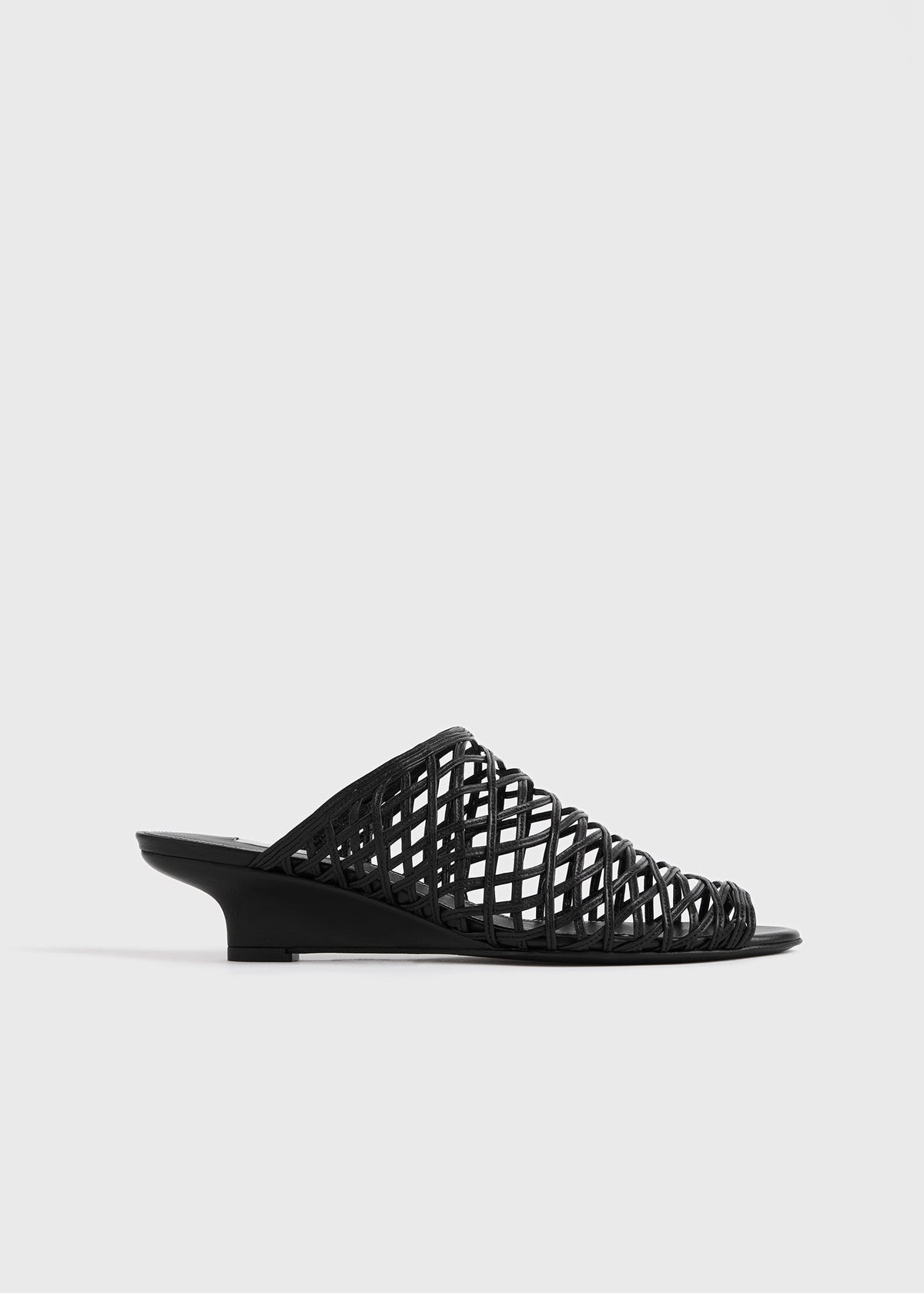 Summer woven mules black
