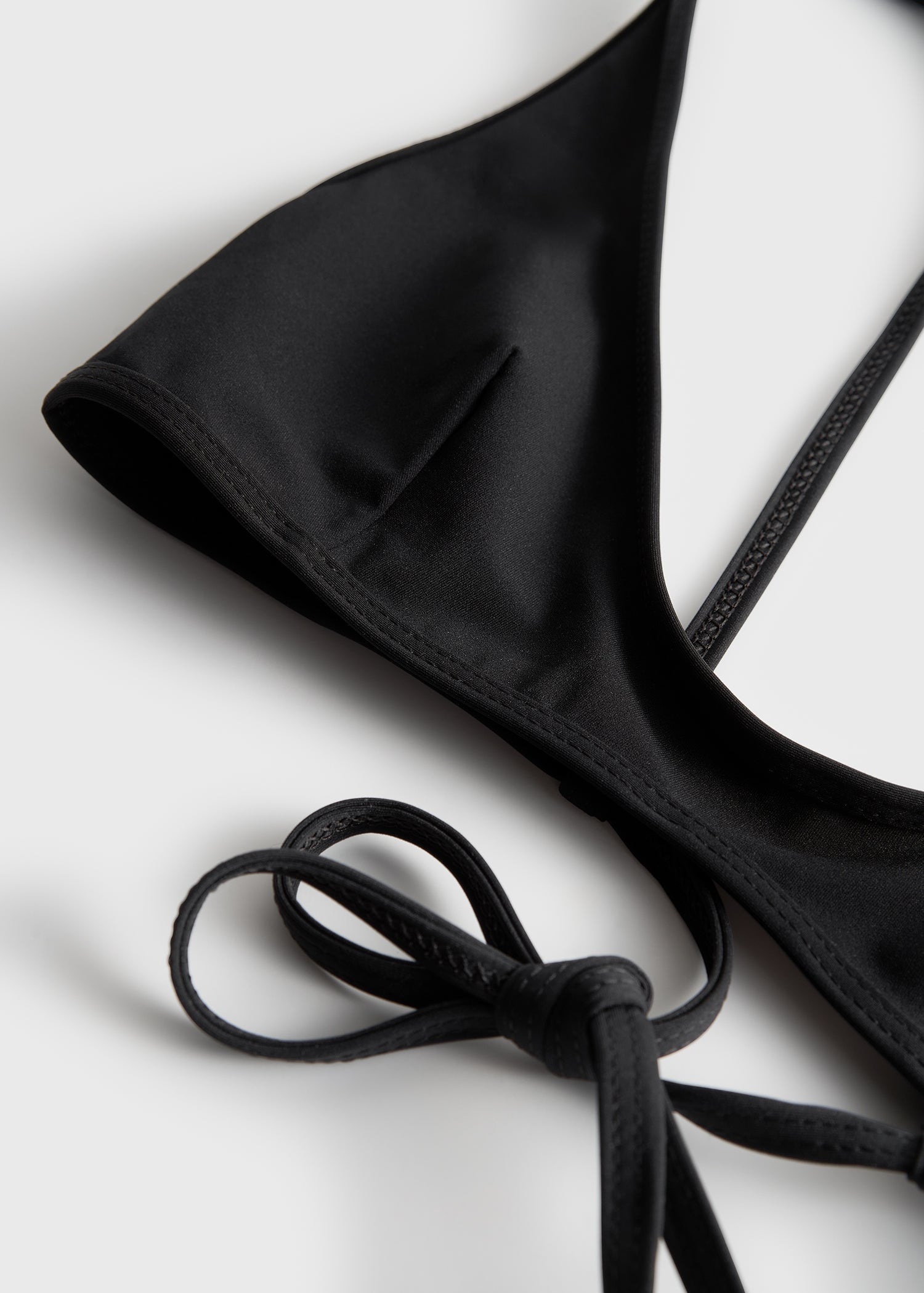 Scoop bikini top black