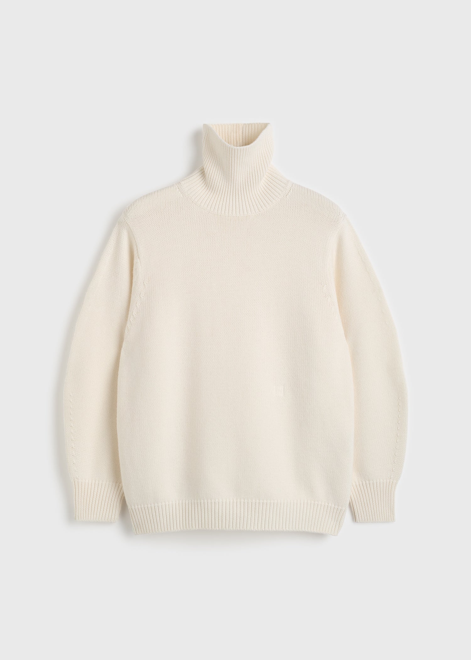 Oversized turtleneck ecru